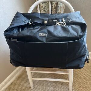 TUMI Voyageur International Rolling Convertable Duffel bag Black/Silver